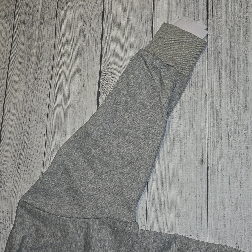 EVIDNT Women's Back Tie Crewneck Sweatshirt Gray & White Size L NWT - Picture 5 of 14